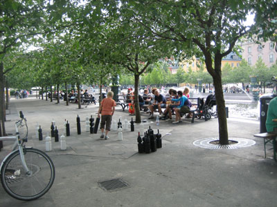 Playing chess in Kungsträdgården